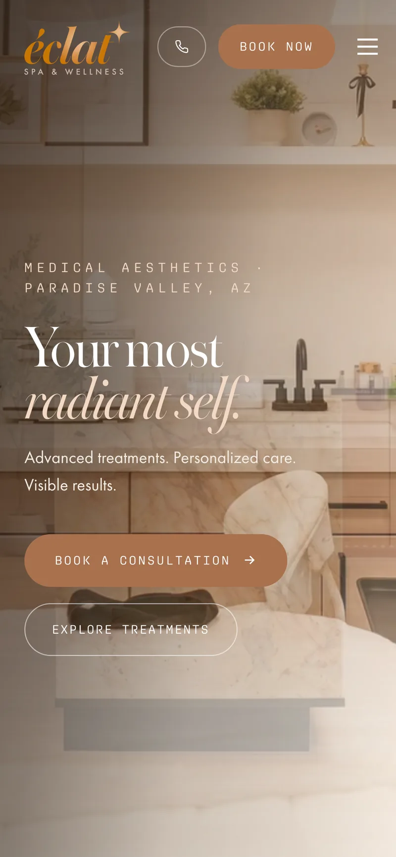 The Éclat homepage on a phone: the same wordmark lockup over the treatment-room photograph, with a stacked mobile navigation.